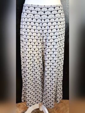 Clara Sunwoo Scallop Print Wide Leg Crop Pants Black White Size Medium EXCELLENT